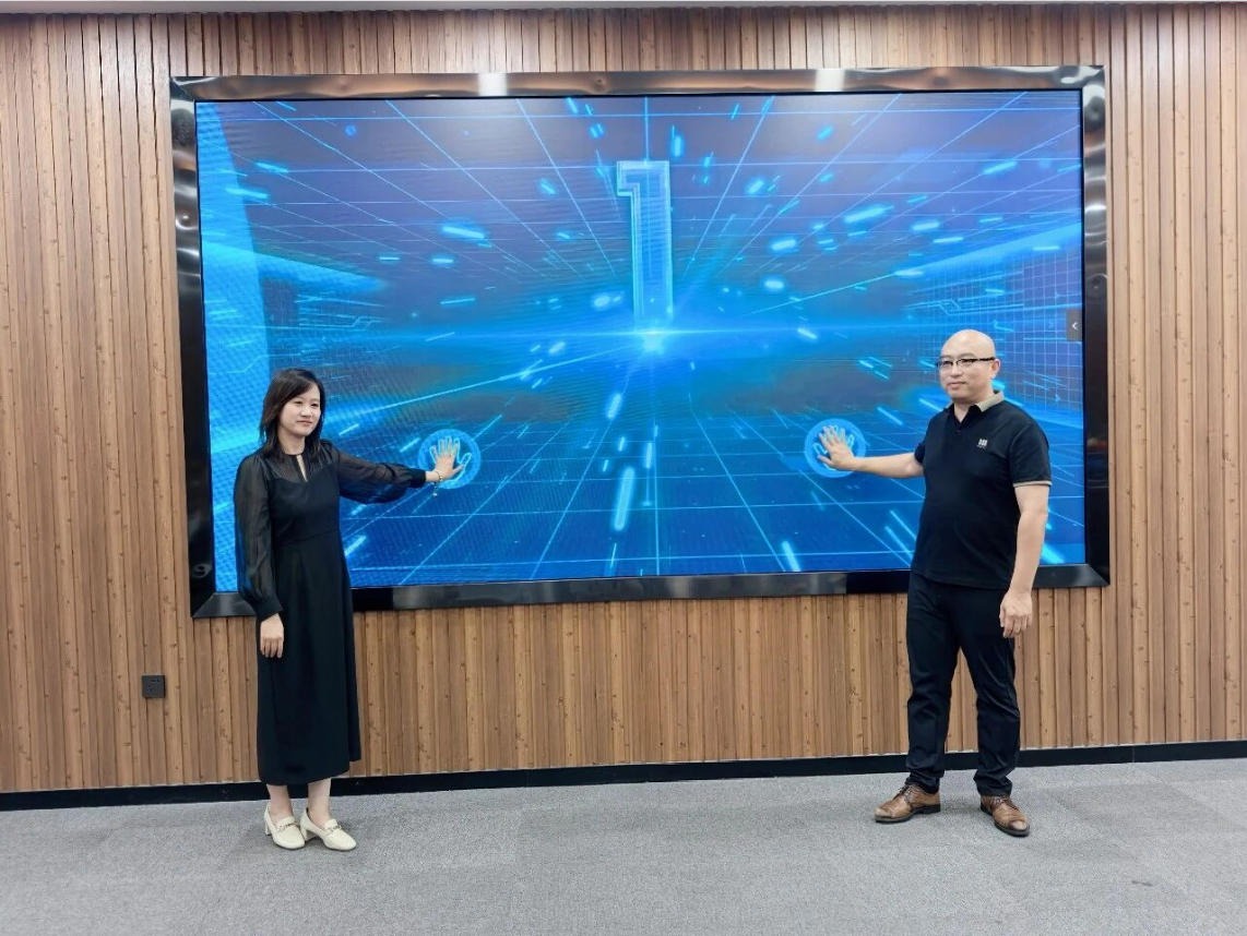 品牌核心管理层共同启动掌门 AI 实战商学院